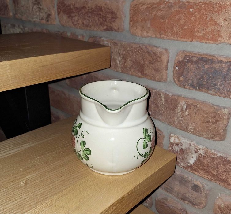 Dzbanek ceramiczny z motywem koniczyny - 1 litr