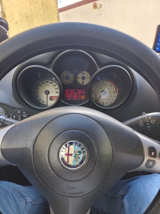 Alfa GT 1.9 JTD  de 2004