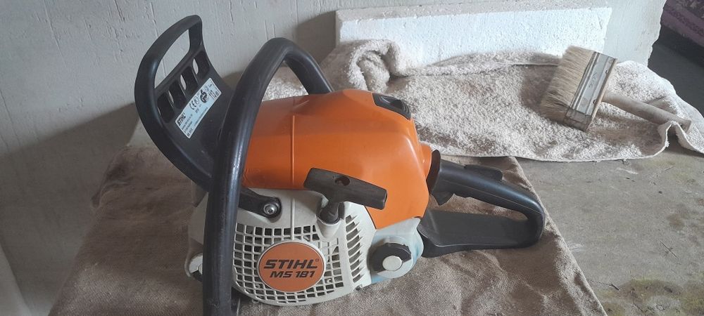 Бензопиля Щіль 181