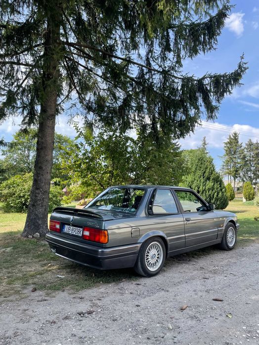 BMW E30 325i M-Technik 2