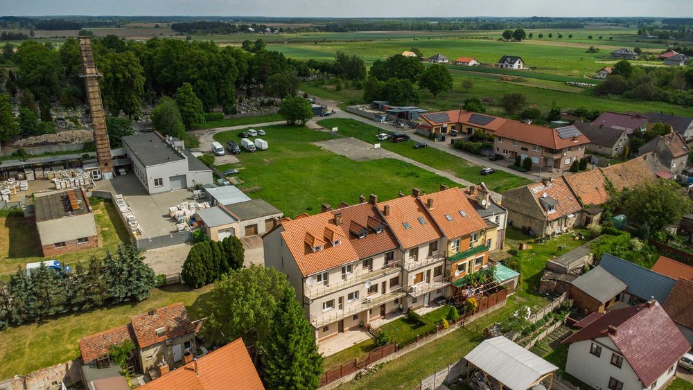 Przestronny dom z garażem