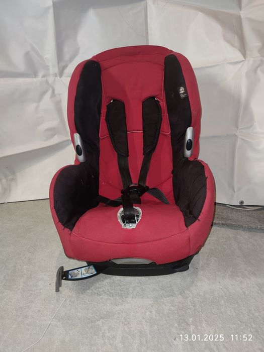 Fotelik Samochodowy MAXI-COSI 9-18 kg, Stan Dobry.