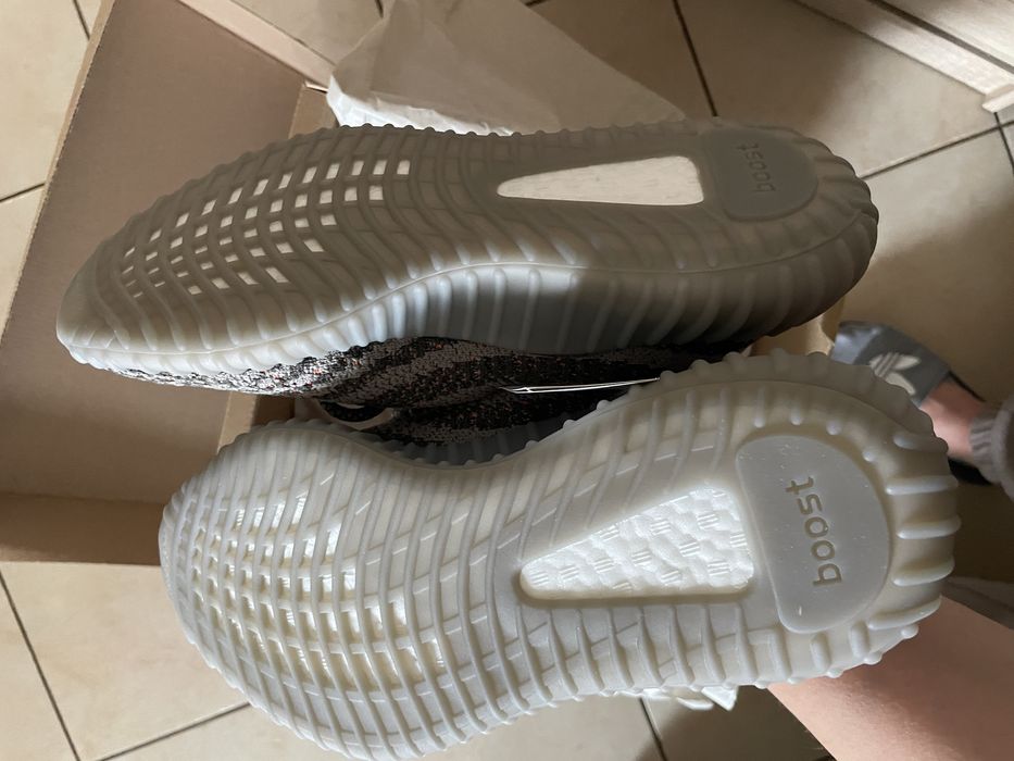 Yeezy Boost 350 V2 Beluga 40 2/3 25,5cm