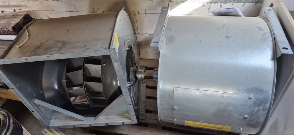 Wentylator promieniowy odciag nicotra  RZA 11-0400-4D LG/90
GERATE-NR.
132-406906-123544/1
HERSTELLJAHR 2018
kg/m3 OC 응
Dichte = 1.15 Thax 40 In