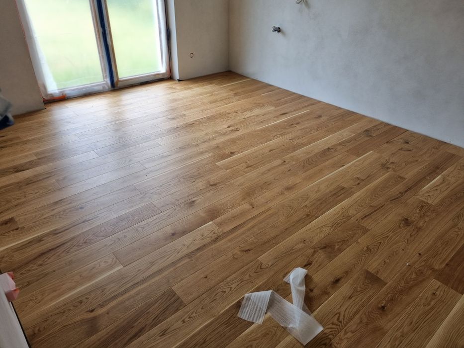 Cyklinowanie podłóg i schodów drewnianych