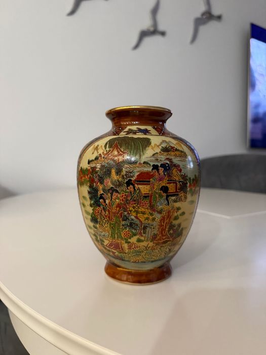 Piękny wazon ceramiczny
