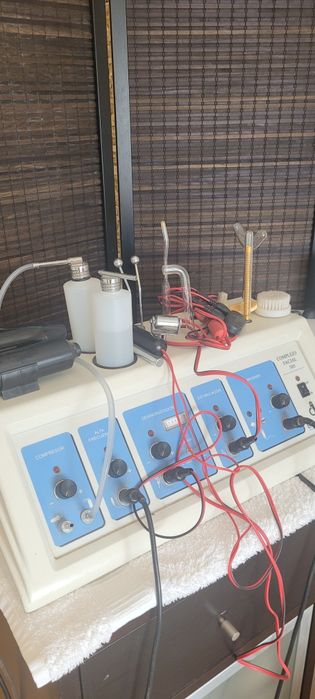 Aparelho multifuncional facial completo!