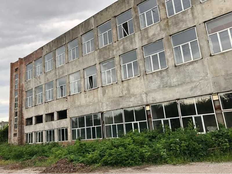 ПРОДАЖ - нежиле приміщення, загальною площею 2579,3  кв.м. м. Дніпро