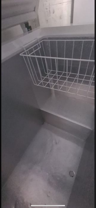 Título: Arca congeladora – Quase nova, só 1 uso – Rio Caldo- Gerês