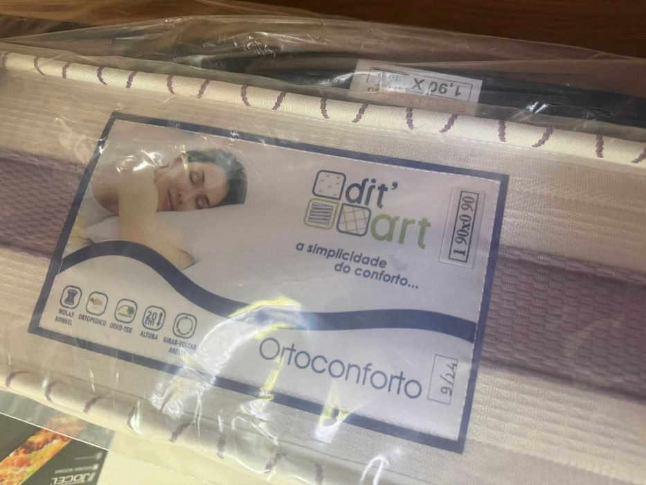 2 camas de ferro com colchão completamente NOVAS