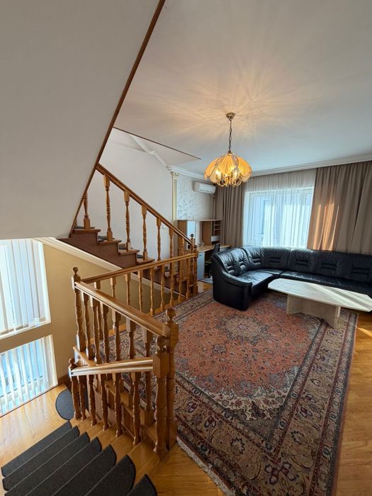 Здається будинок