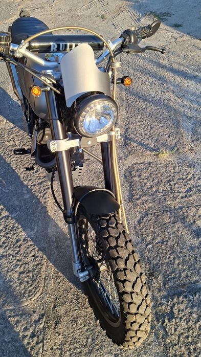 Mota bullit hero 125