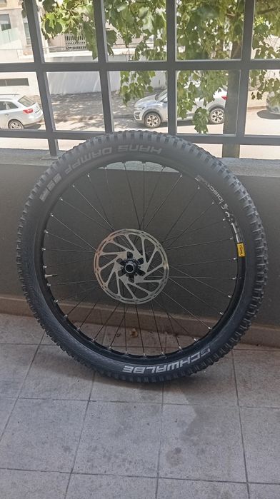Roda mavic frente