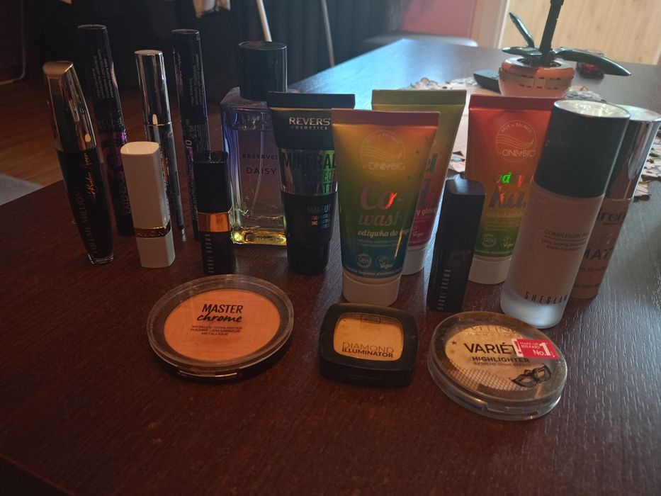 Zestaw kosmetykow bobbi Brown Eveline only bio Loreal wibo