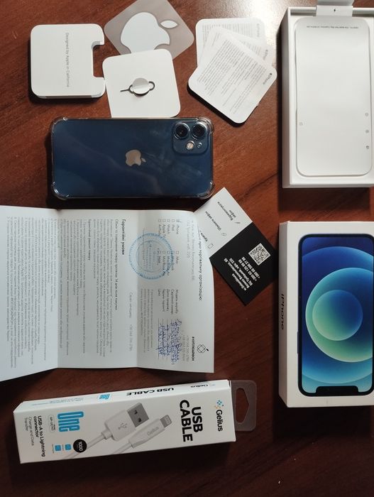 Iphone 12 mini + коробка, чек, кабель, чохол