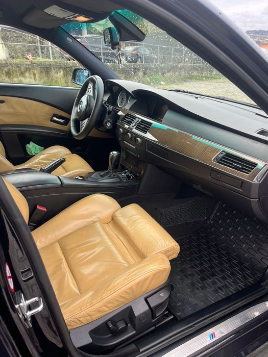 BMW 530d Touring Pack M Completo | 3.0 Diesel 218cv | Caixa Automática | Selo Antigo