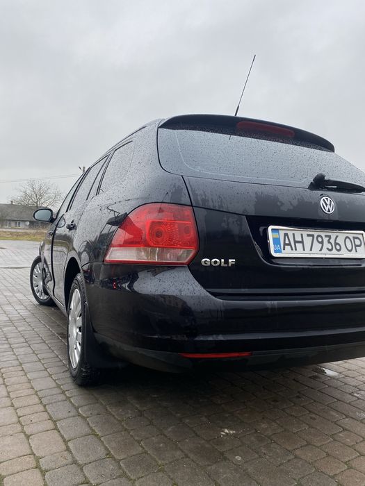Продам  Volkswagen  golf 5  універсал