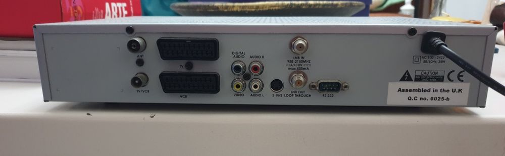 Receptor Satélite Digital Video Universal