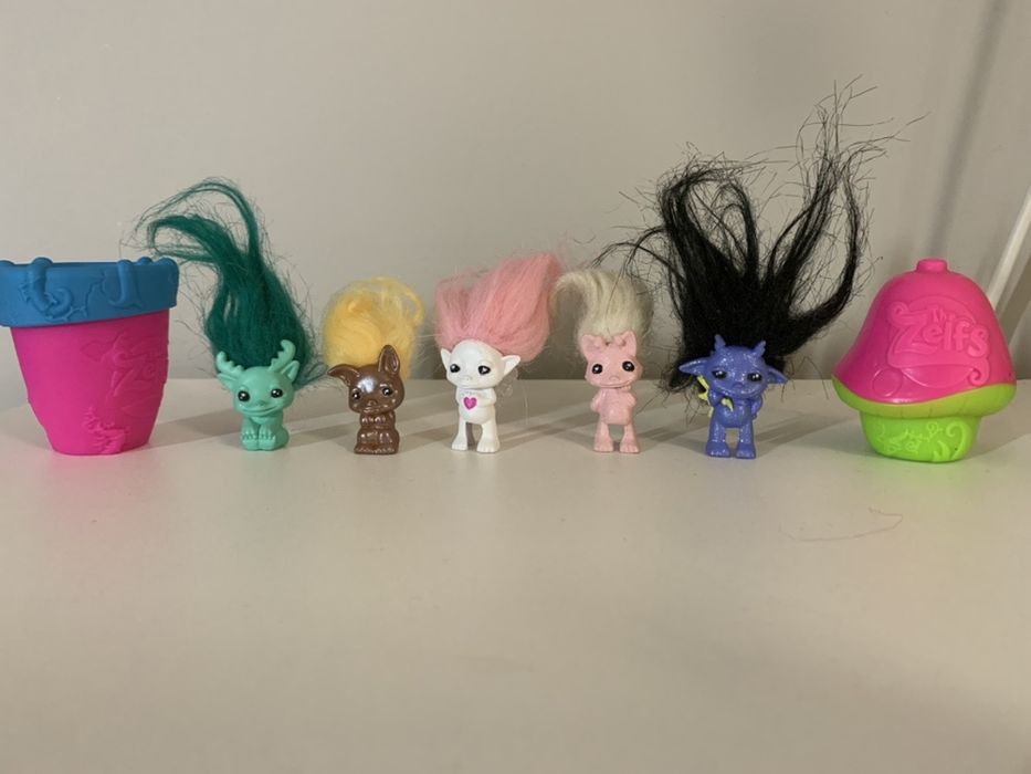 Zelfs - pięć małych figurek + doniczka i grzybek