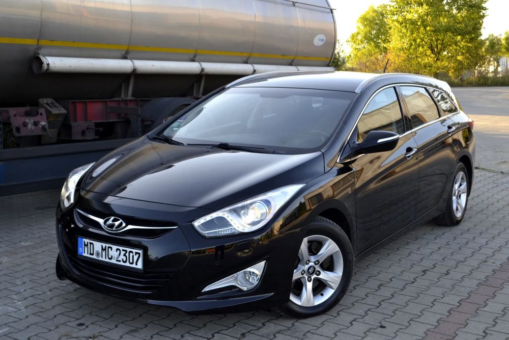 Hyundai i40 1.7 Diesel,Automat,Xenon,Led,Hak-Zadbany z Niemiec