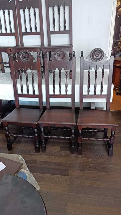 Conjunto de 8 cadeiras Rusticas