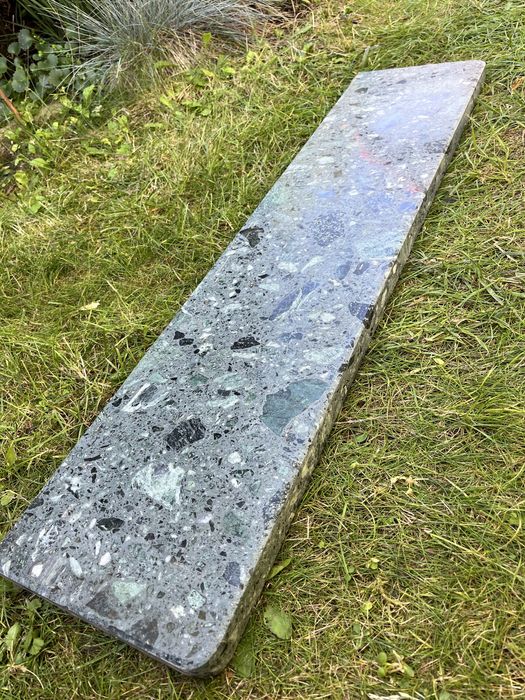 Parapet kamienny zielony