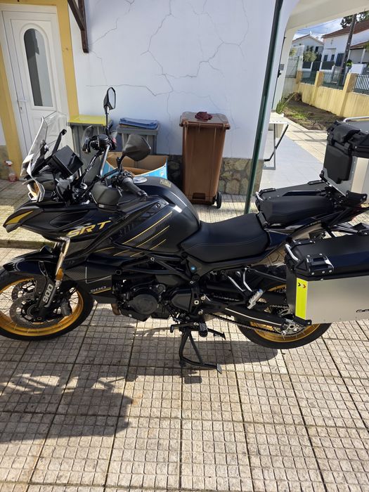 QJ Motor SRT 900 SX