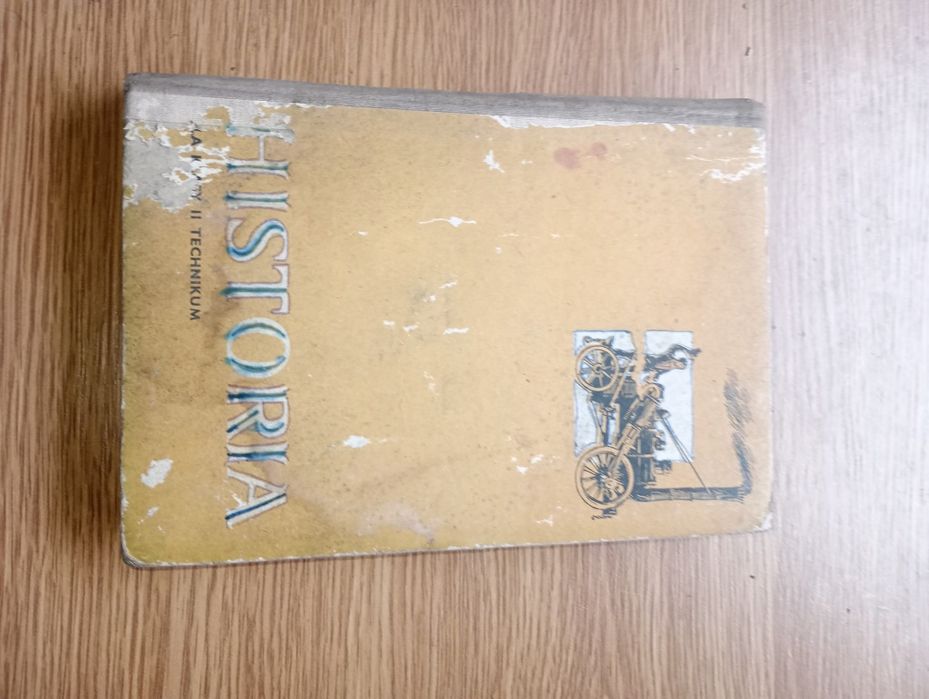 Książka tytuł historia
