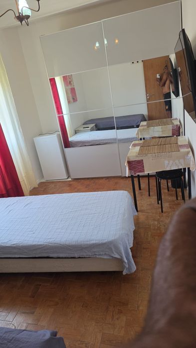Quarto Em Algueirão Mem Martins