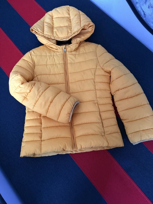 Курточка весенняя на девочку