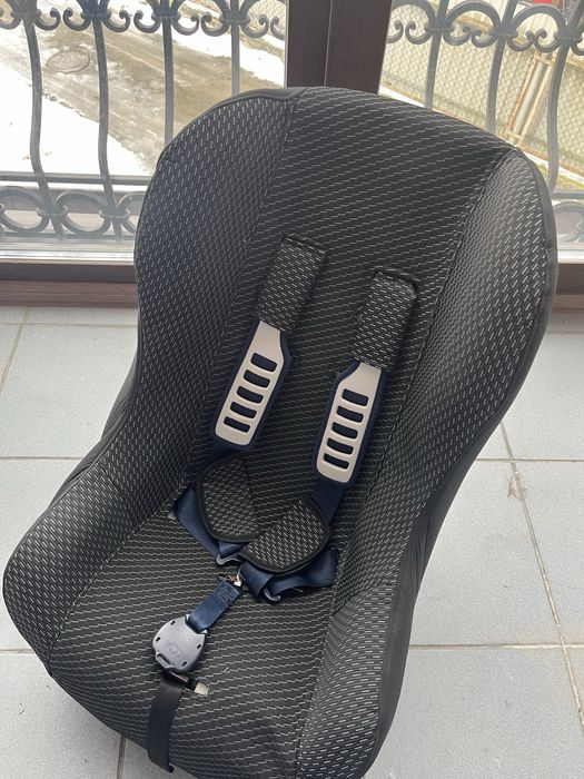 Продам автокрісло