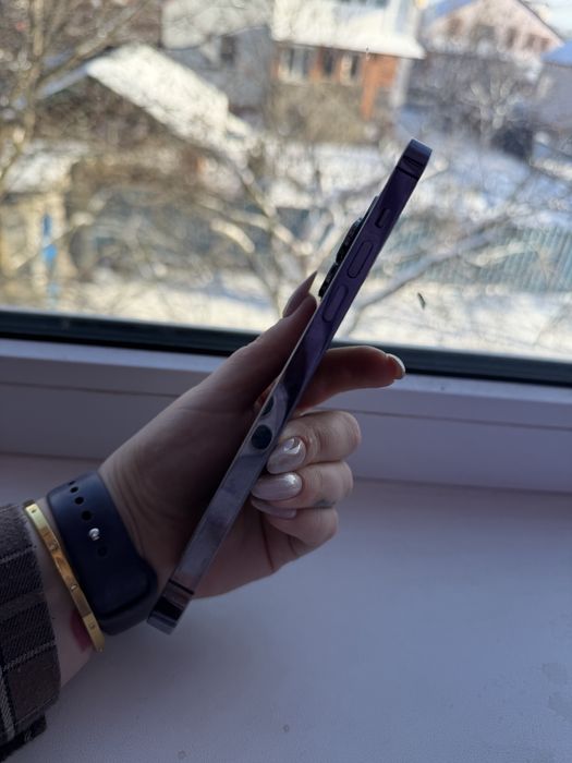 Продам айфон 14 про макс