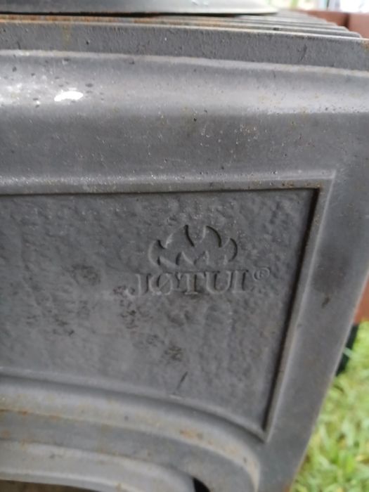 Piec Jotul Norweski
