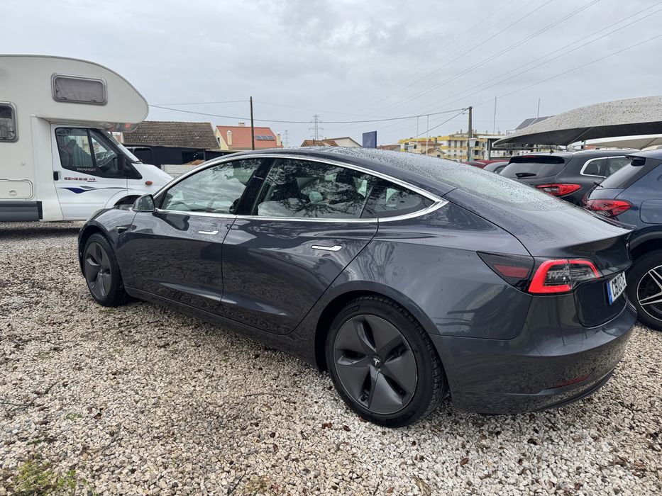 Tesla Model 3 Standard Range Plus Set 2020 - 64mil km