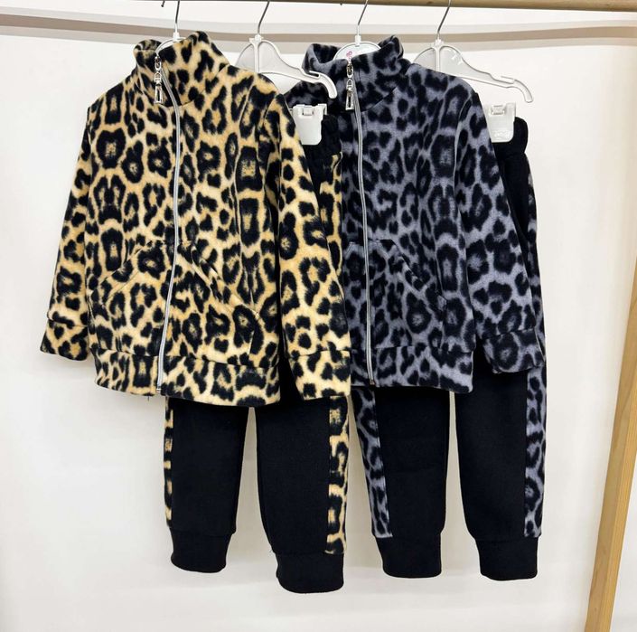 Флісовий костюм для дівчинки, ціна залежить від розміру