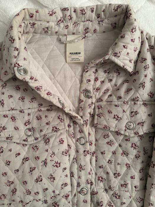 Pull&Bear pikowana kurtka w kwiatuszki S