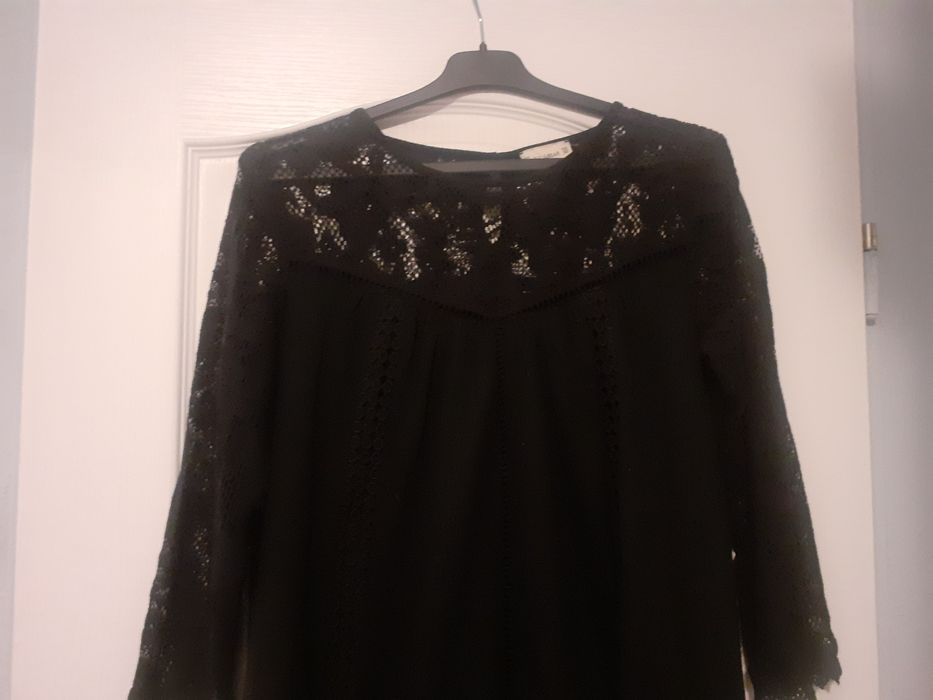 Sukienka czarna koronka pull&bear tanio okazja