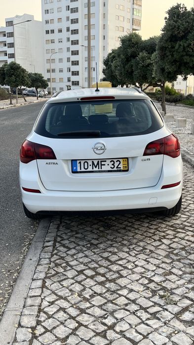 Opel astra sports tourer 1.7 cdti cosmo