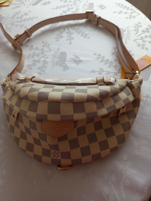 Torebka typu nerka,nowa