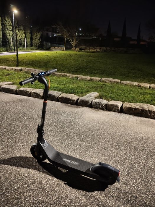 Trotinete Elétrica SEGWAY-NINEBOT E2 Pro