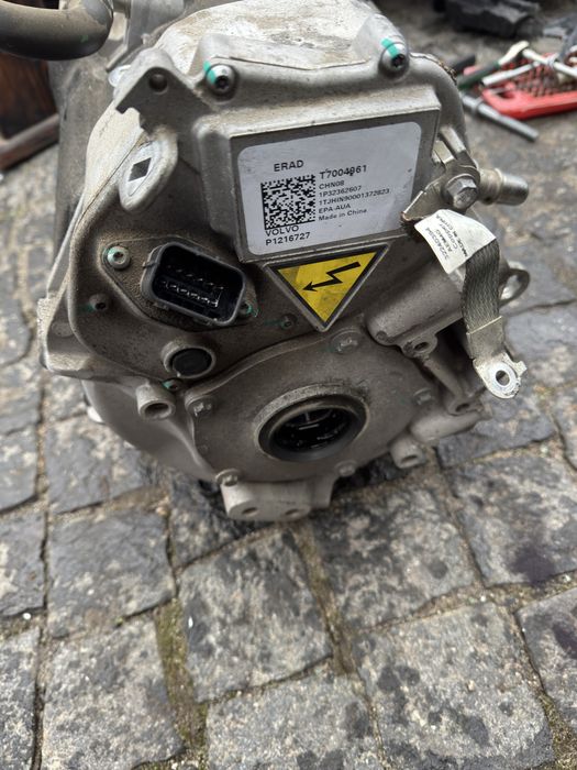 Кавролін Volvo C40 2022 року