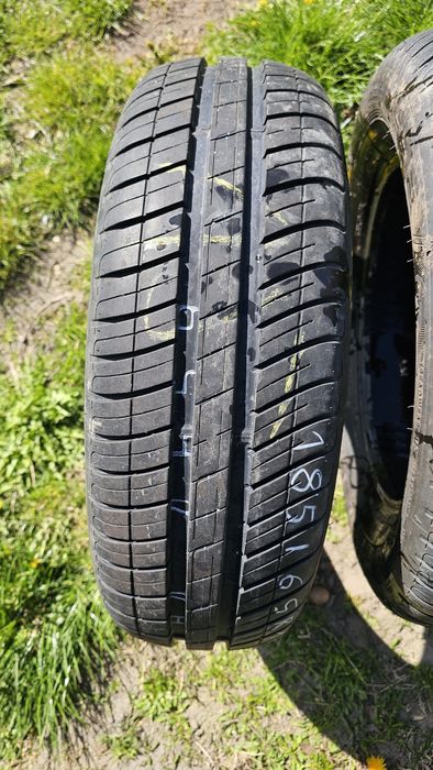 Opony letnie Dunlop 185/65R14