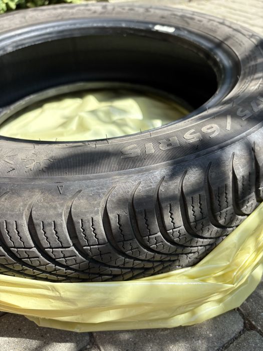 Komplet opon całorocznych Barum Debica 175/65 R15