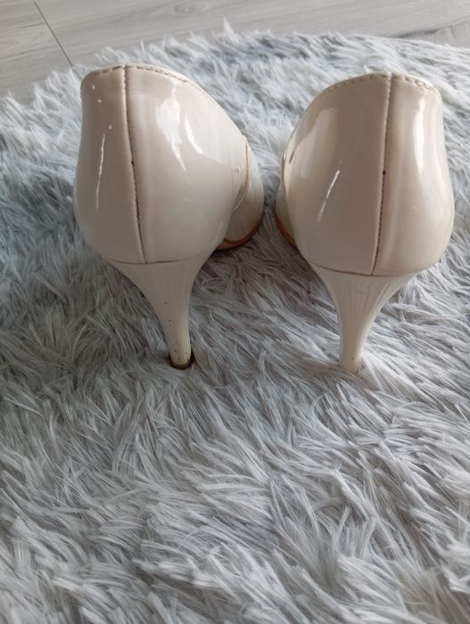Buty na obcasie damskie 33