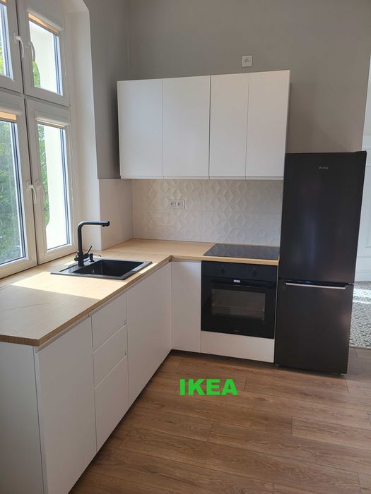 Montaż mebli, kuchennych, składanie mebli. Blaty kuchenne.