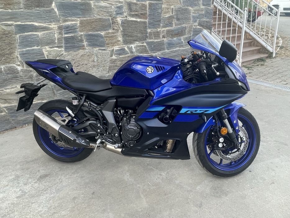 Yahama R7 com extras