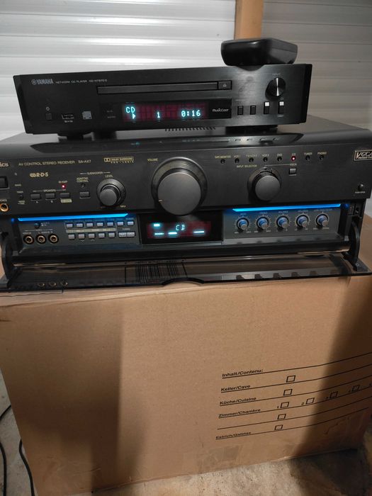 Technics SA-AX7 amplituner.