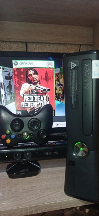 Xbox 360 Slim. Aurora, Kinekt.250gb
