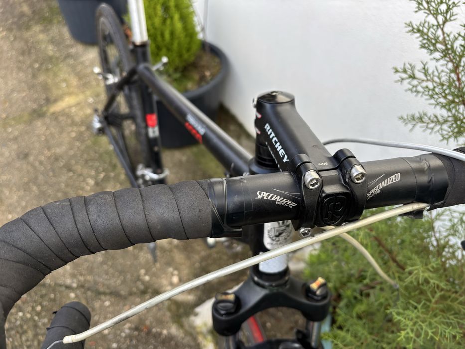 Bicicleta roda 28 estrada ou gravel