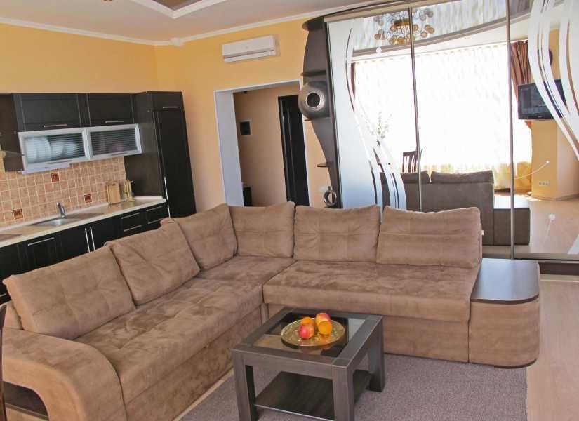 Сдам посуточно. Студия с отдельной спальней. Центр, ЖД вокзал, Новый П